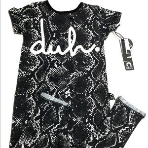 NWT 12-18M Duh Snakeskin Rags
